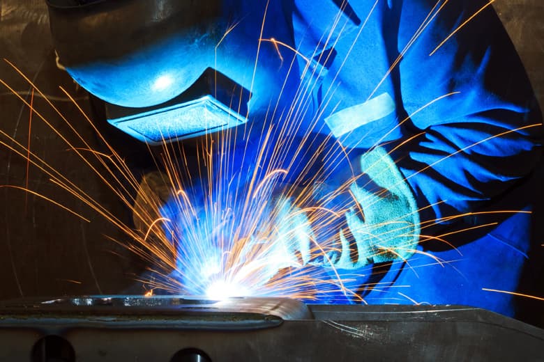 f industrie neu (jpg) | Motiv © motorradcbr - Fotolia.com | © Fotolia.com, Januar 2014