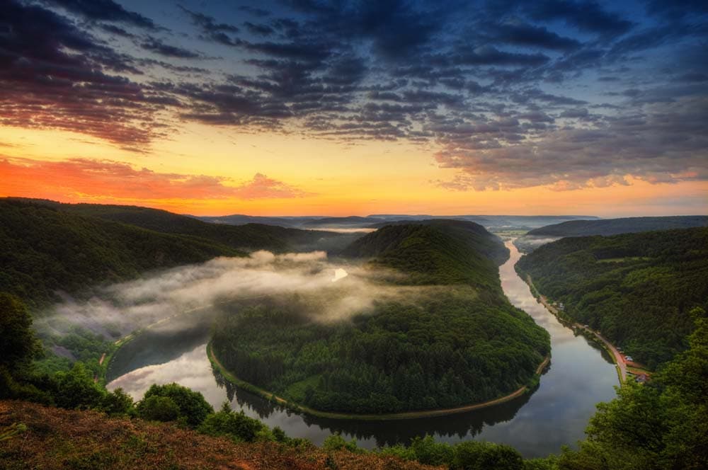 F Saarland neu (jpg) | Motiv © wolfgangstaudt - Fotolia.com | © Fotolia.com, Juli 2015